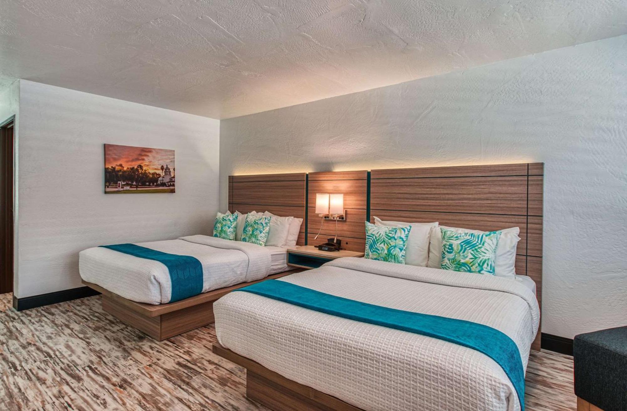Casa Via Mar Inn, Ascend Hotel Collection Порт-Уэнеме Экстерьер фото