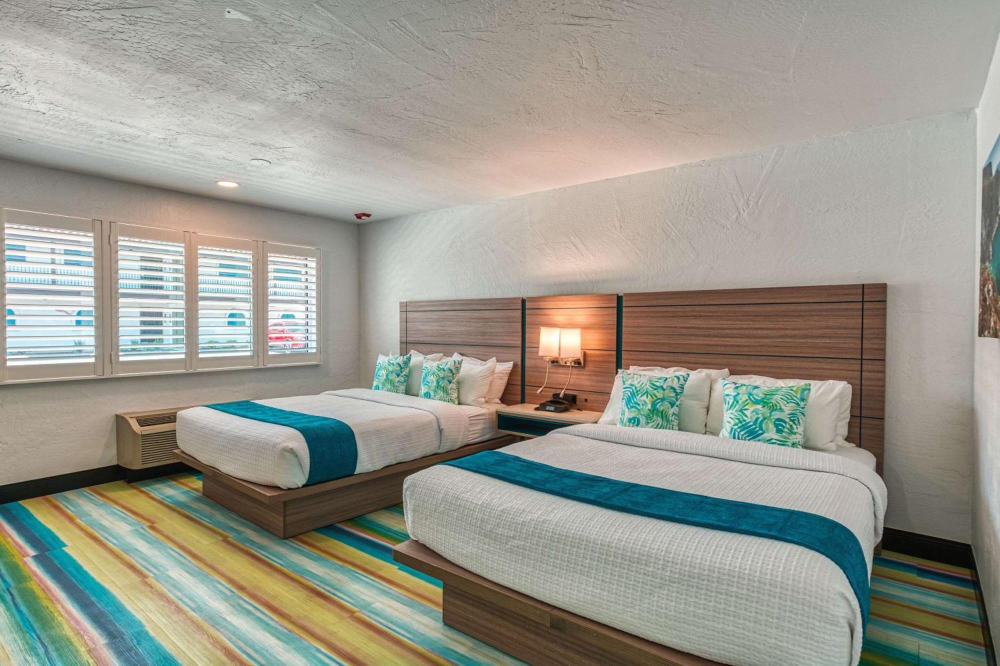 Casa Via Mar Inn, Ascend Hotel Collection Порт-Уэнеме Экстерьер фото